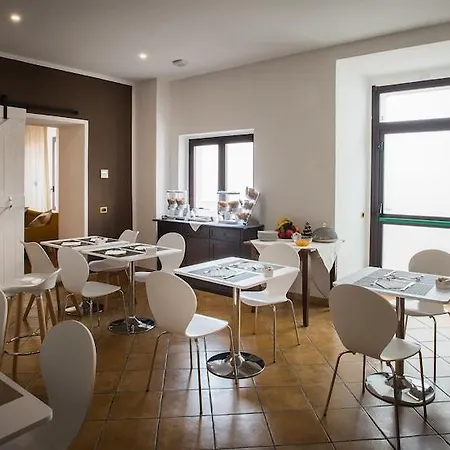 Villa Santadi 4*